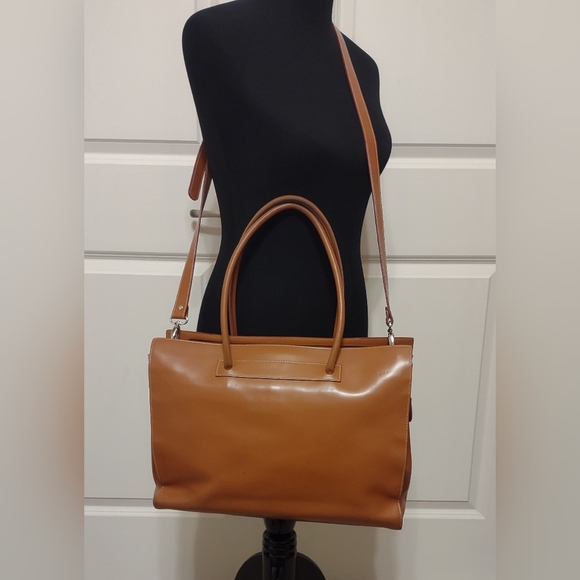 Beautiful Lodis British Tan Laptop Tablet Tote with Crossbody Strap - Picture 1 of 16